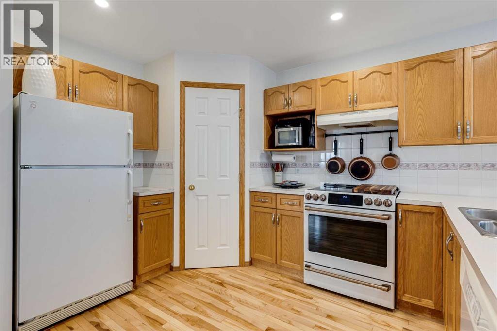 319 Douglas Glen Boulevard Se, Calgary, Alberta  T2Z 2M8 - Photo 11 - A2266390