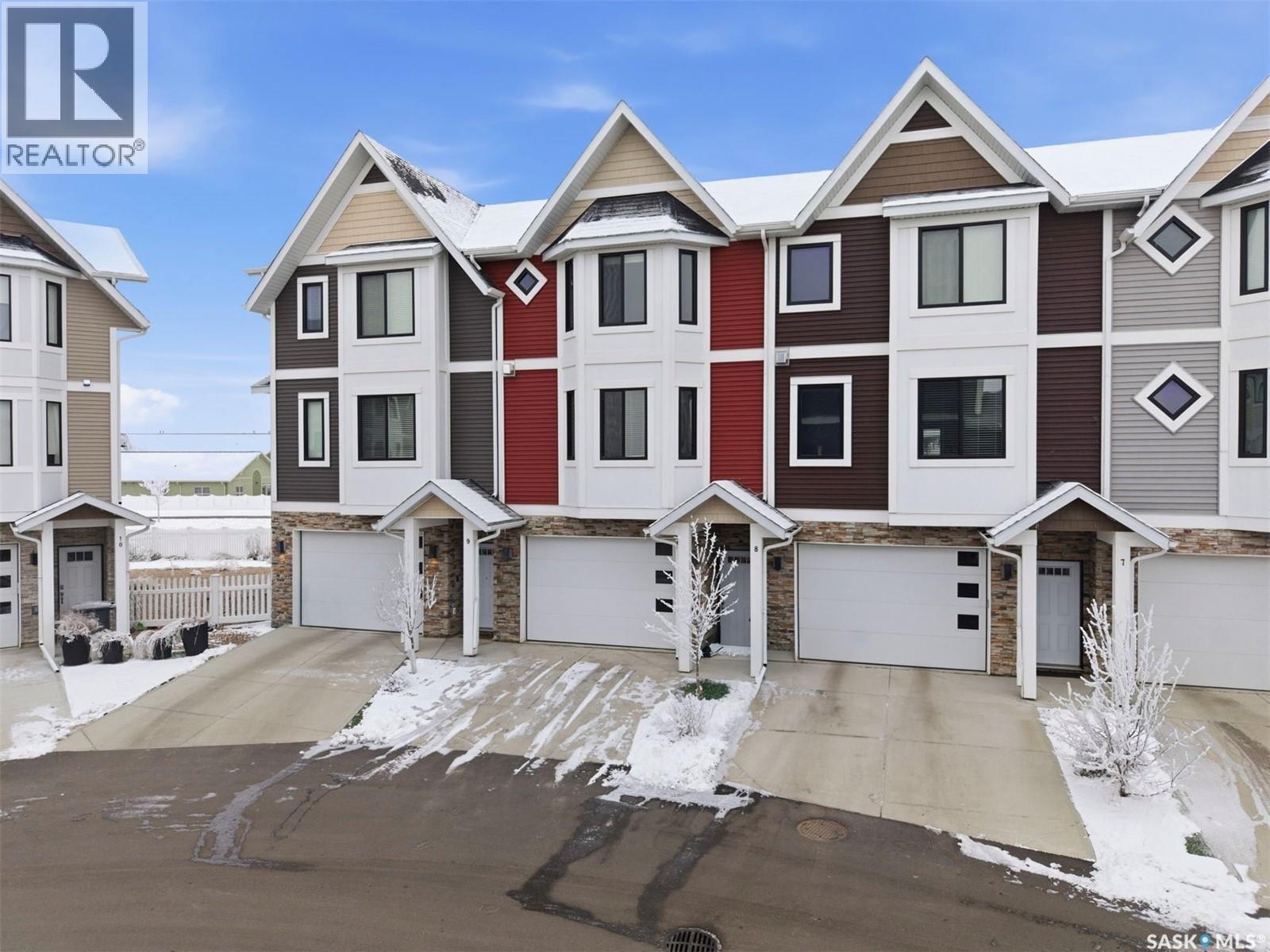 8 900 St Andrews LANE, warman, Saskatchewan