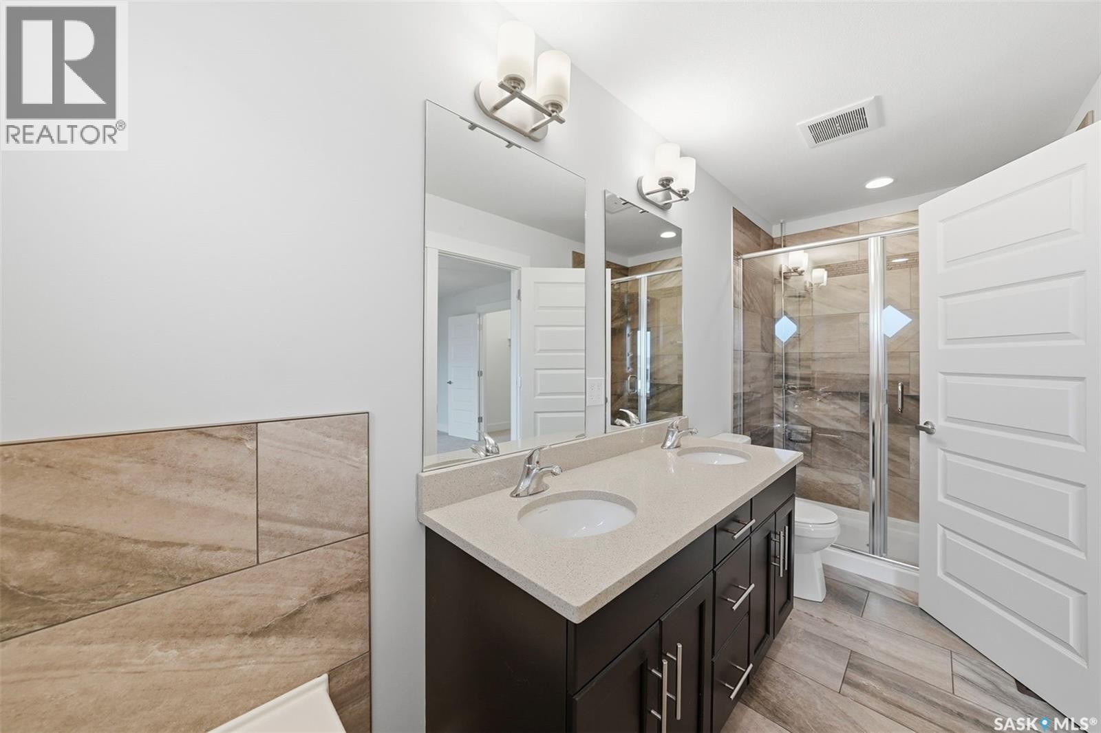 8 900 St Andrews Lane, Warman, Saskatchewan  S0K 4S4 - Photo 13 - SK025039