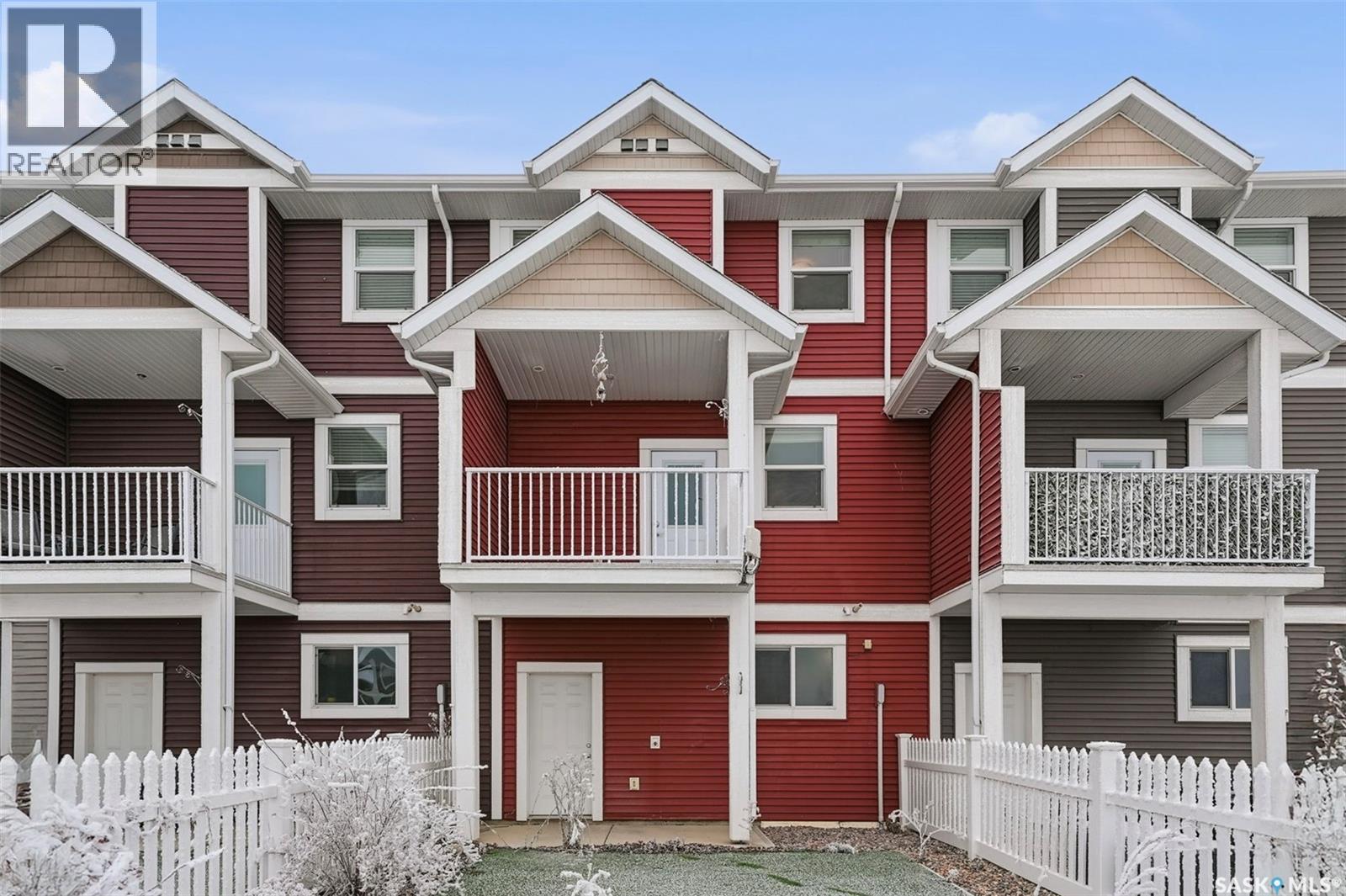 8 900 St Andrews Lane, Warman, Saskatchewan  S0K 4S4 - Photo 25 - SK025039