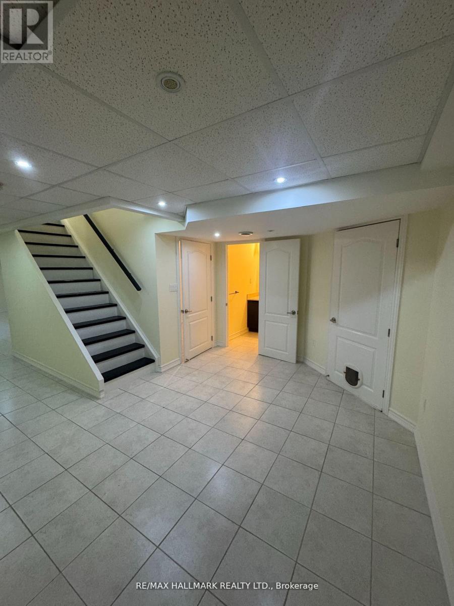 203 Landsbridge Street, Caledon, Ontario  L7E 2J6 - Photo 31 - W12593106