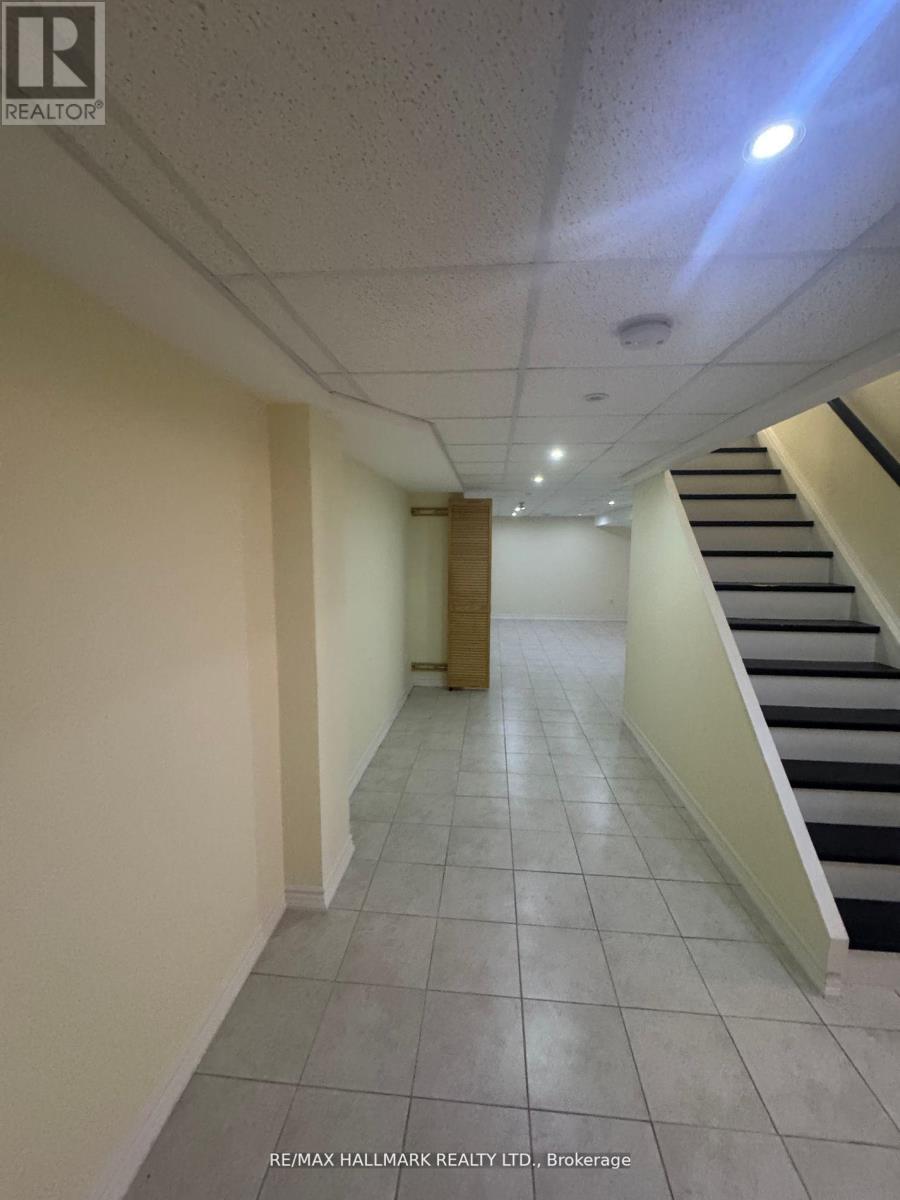 203 Landsbridge Street, Caledon, Ontario  L7E 2J6 - Photo 32 - W12593106