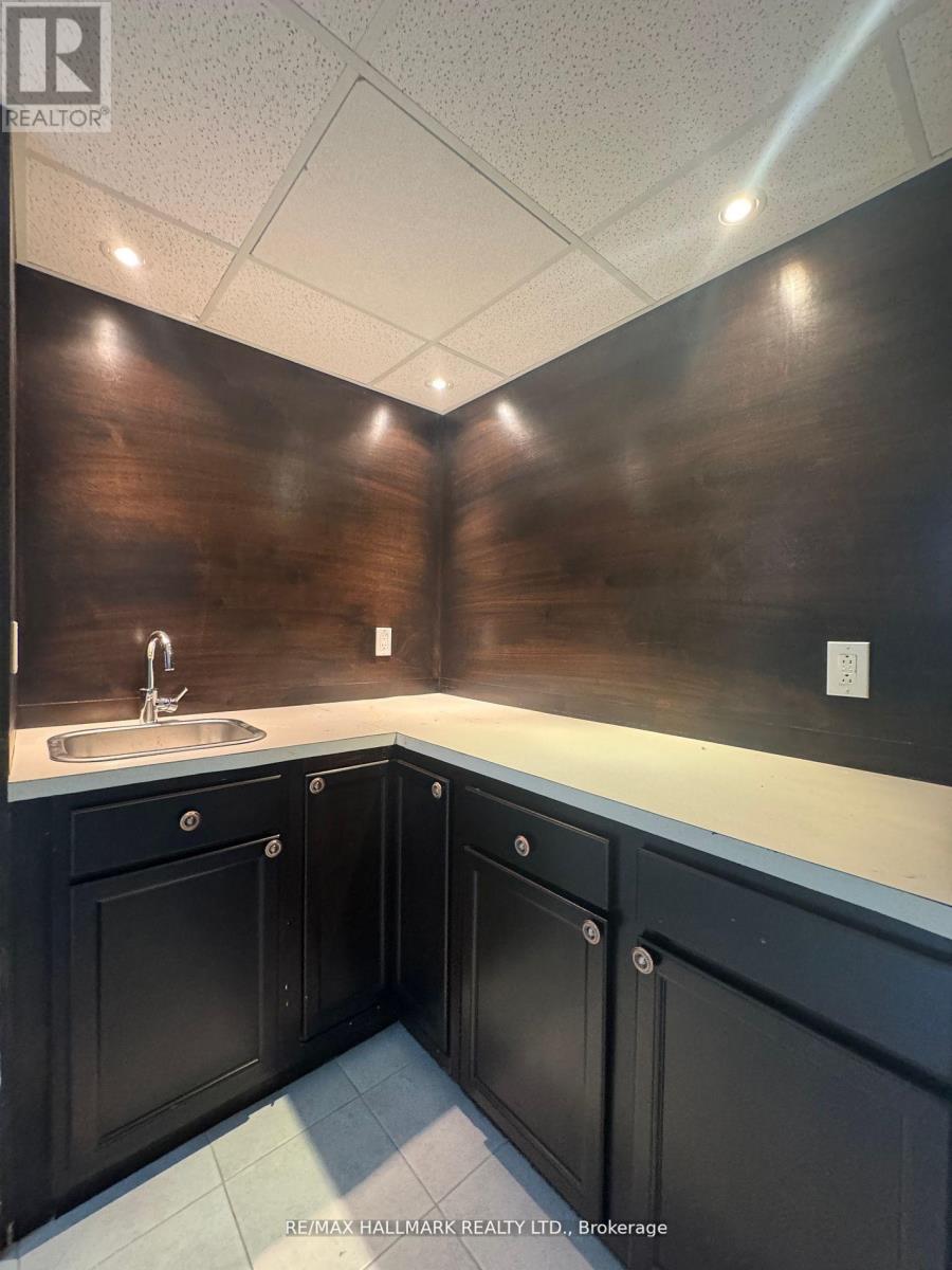 203 Landsbridge Street, Caledon, Ontario  L7E 2J6 - Photo 36 - W12593106