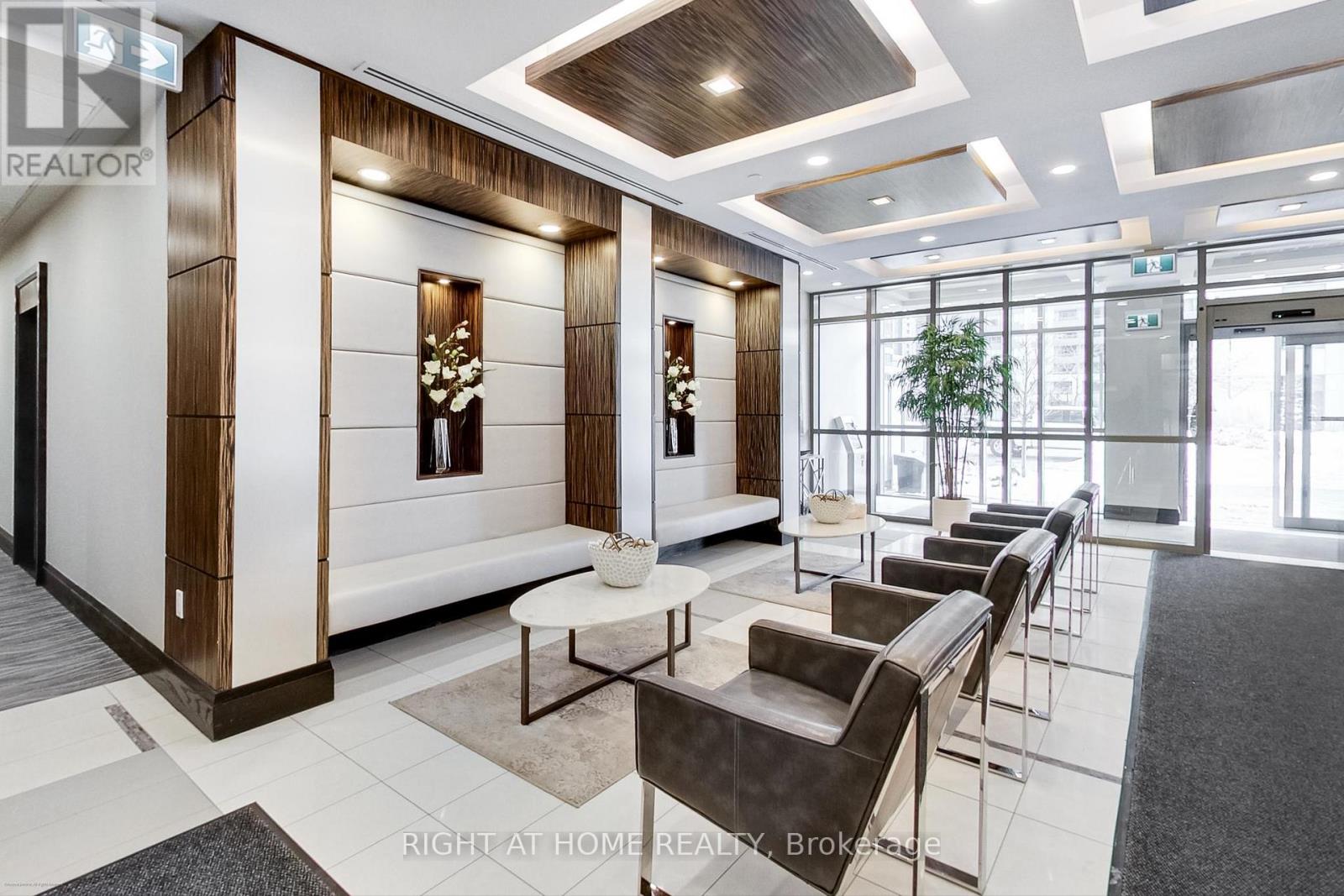 515 - 349 Rathburn Road W, Mississauga, Ontario  L5B 0G9 - Photo 24 - W12593114