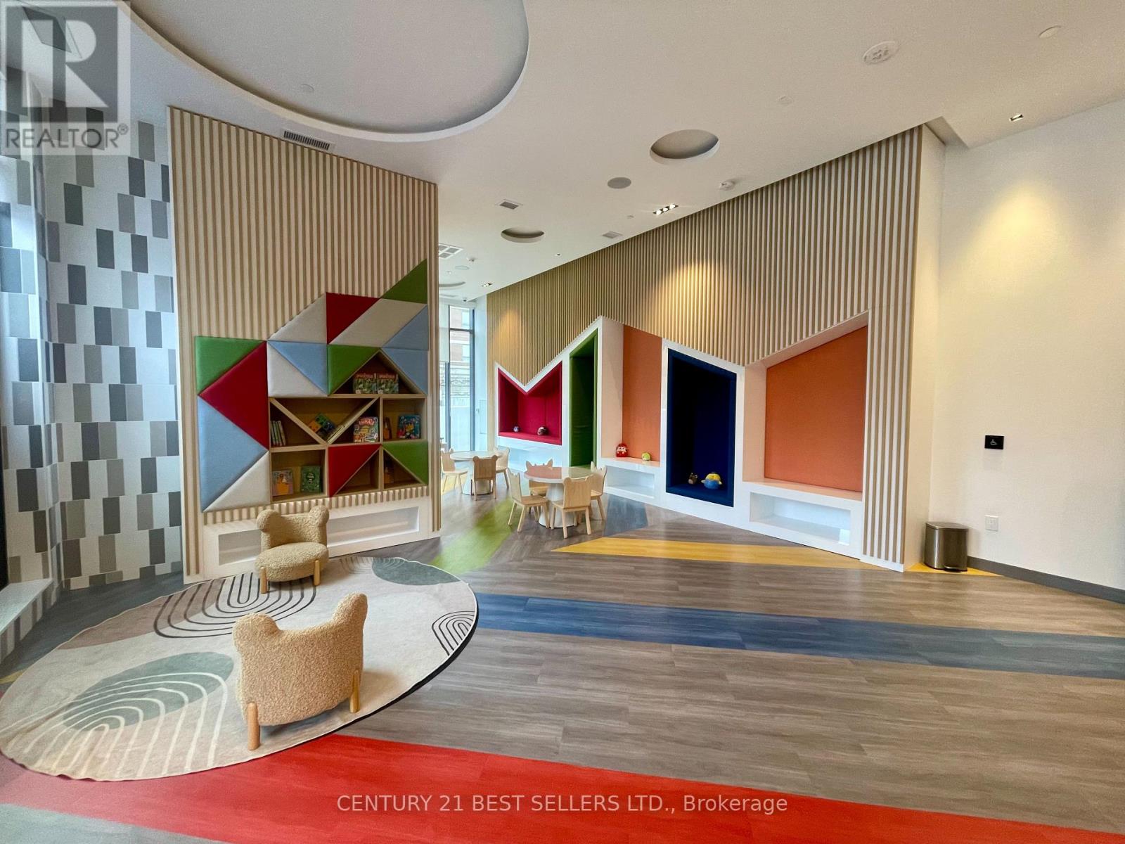 1906 - 202 Burnhamthorpe Road E, Mississauga, Ontario  L5A 4L4 - Photo 40 - W12593138