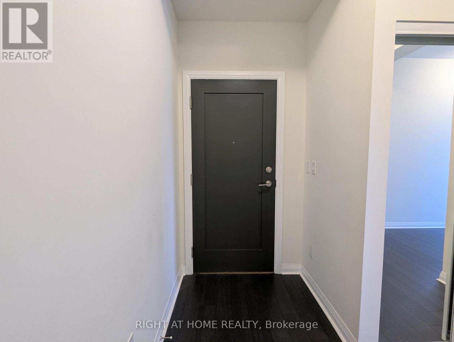 1007 - 5025 Four Springs Avenue, Mississauga, Ontario  L5R 0G5 - Photo 6 - W12593142