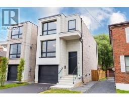 15A ROSEMEADE AVENUE, Toronto, Ontario