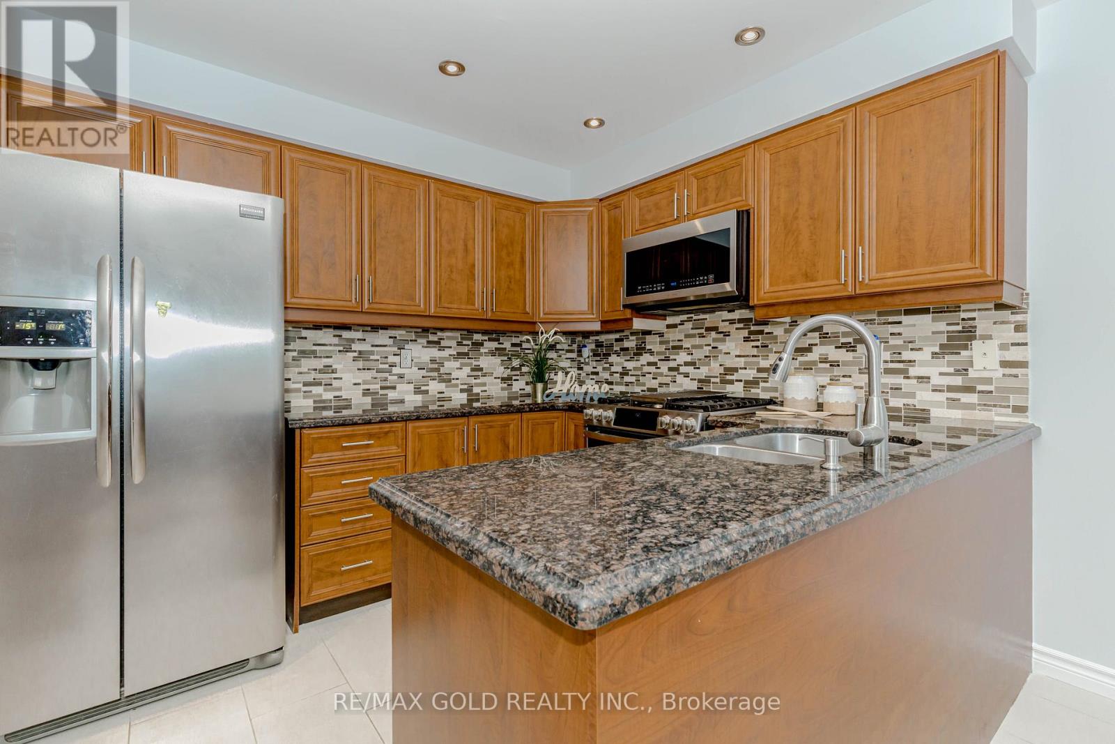 7399 Terragar Boulevard, Mississauga, Ontario  L5N 8G7 - Photo 13 - W12593160