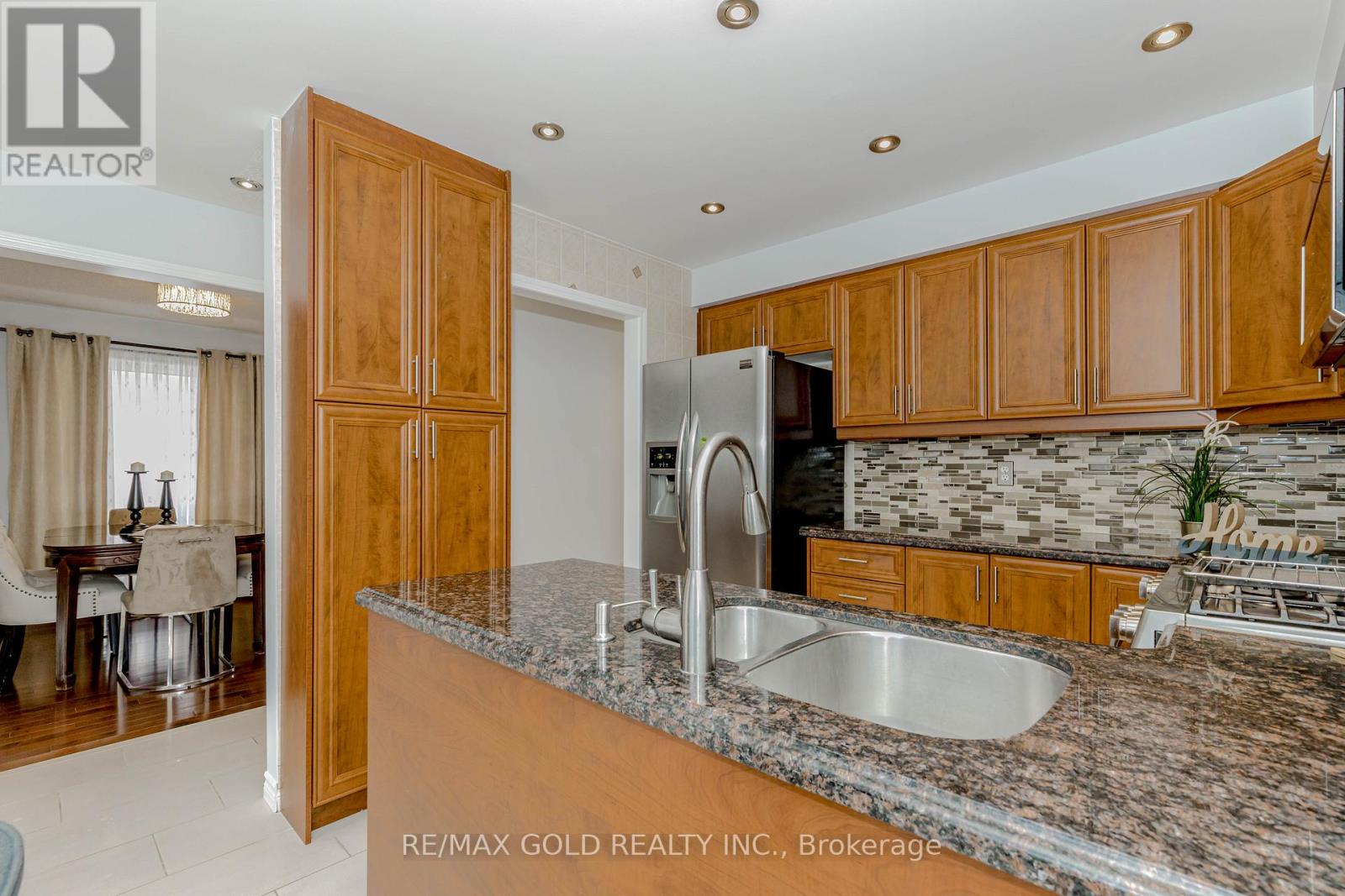 7399 Terragar Boulevard, Mississauga, Ontario  L5N 8G7 - Photo 14 - W12593160