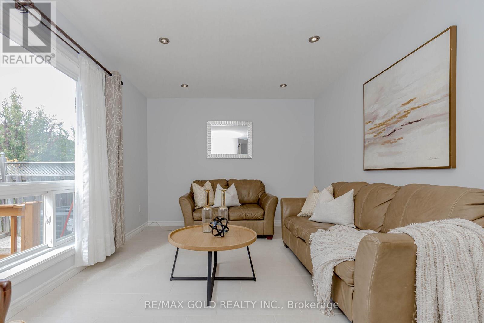 7399 Terragar Boulevard, Mississauga, Ontario  L5N 8G7 - Photo 19 - W12593160