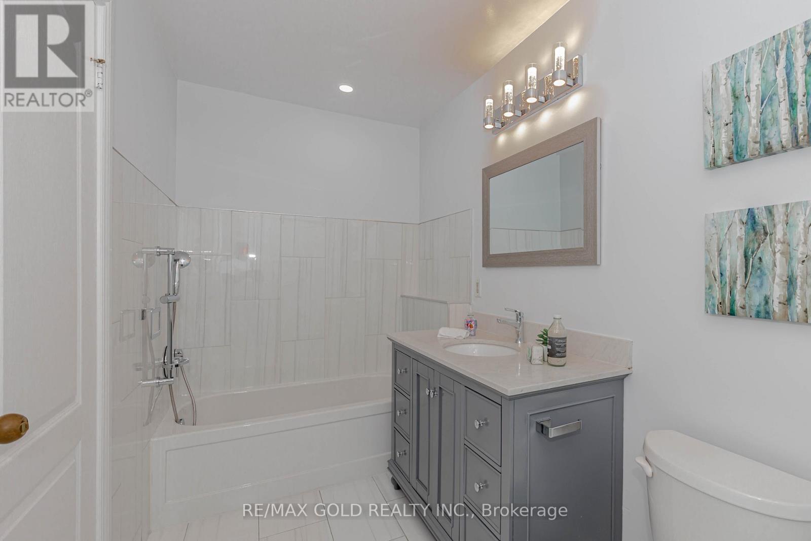 7399 Terragar Boulevard, Mississauga, Ontario  L5N 8G7 - Photo 29 - W12593160