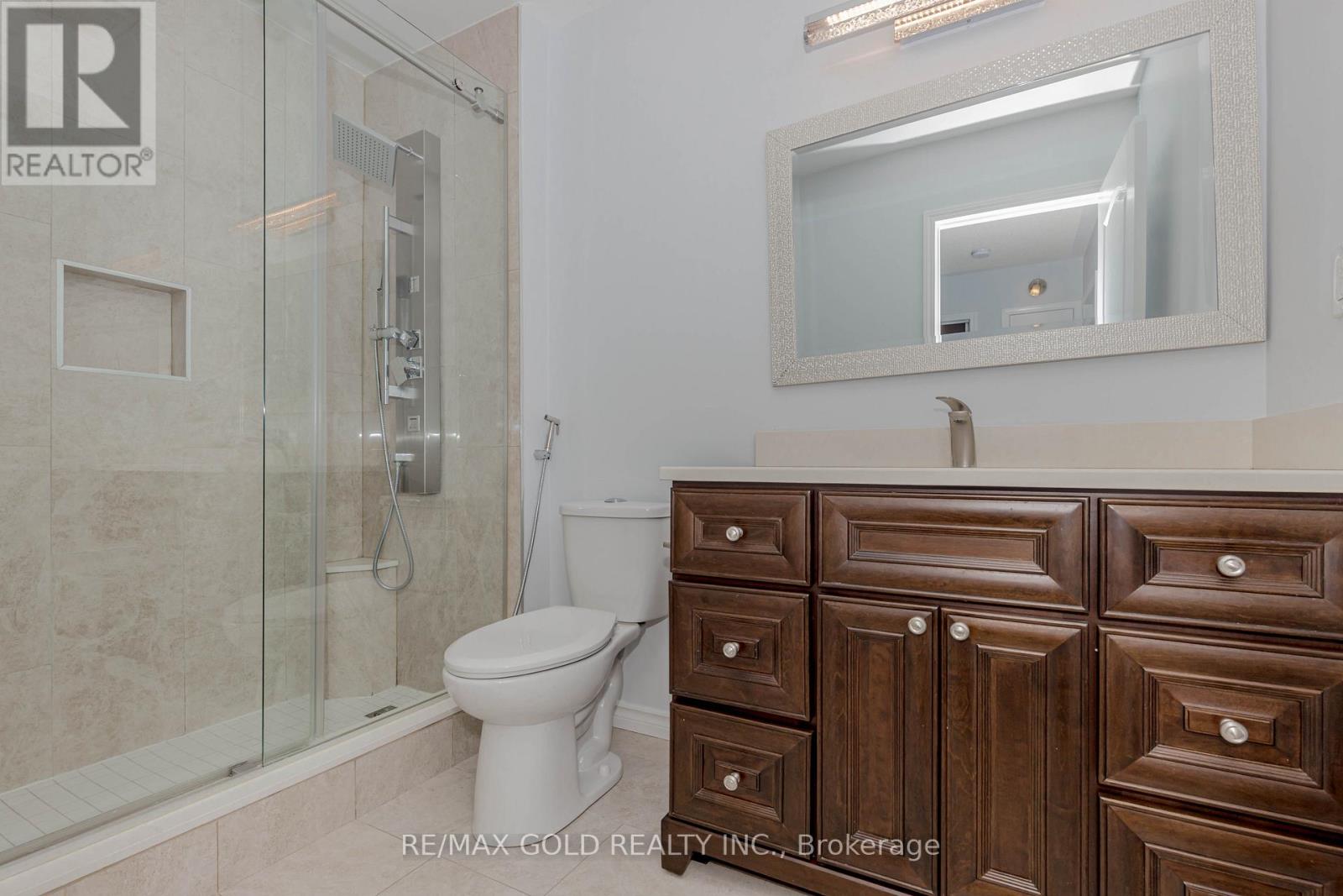 7399 Terragar Boulevard, Mississauga, Ontario  L5N 8G7 - Photo 36 - W12593160