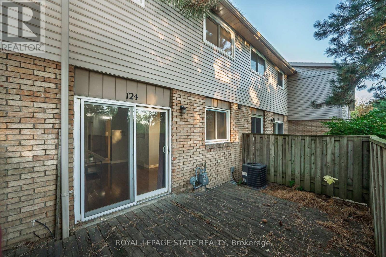 124 - 100 Quigley Road, Hamilton, Ontario L8K 6J1 - Photo 32 - X12593166