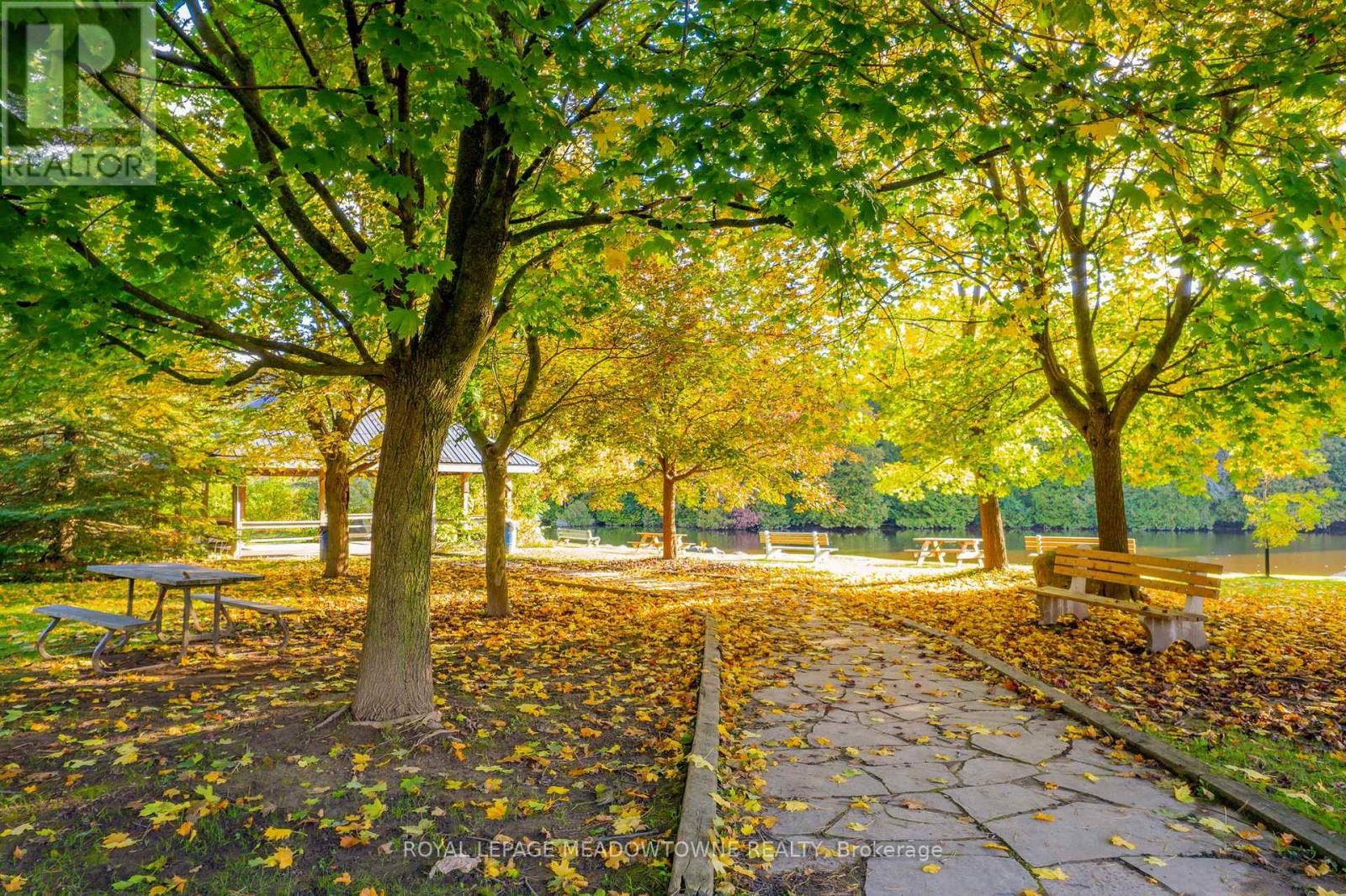 120 Ridge Road, Guelph/eramosa, Ontario N0B 2K0 - Photo 24 - X12593178