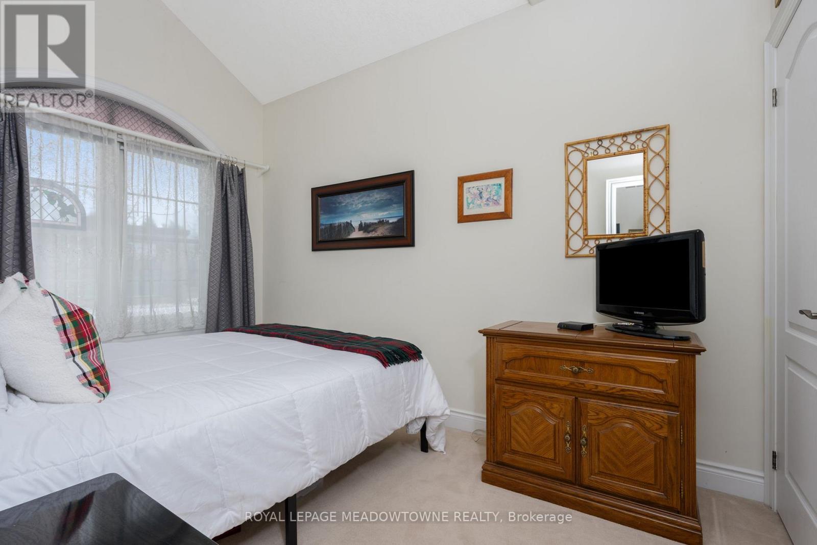 120 Ridge Road, Guelph/eramosa, Ontario N0B 2K0 - Photo 4 - X12593178