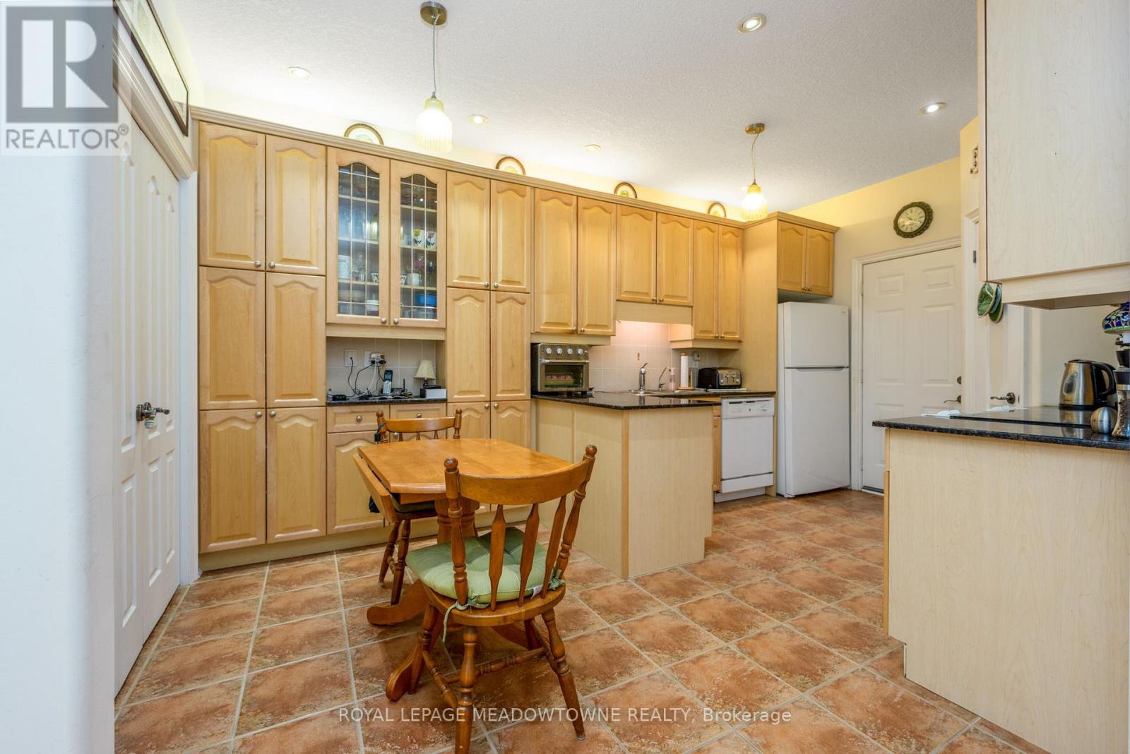 120 Ridge Road, Guelph/eramosa, Ontario N0B 2K0 - Photo 6 - X12593178