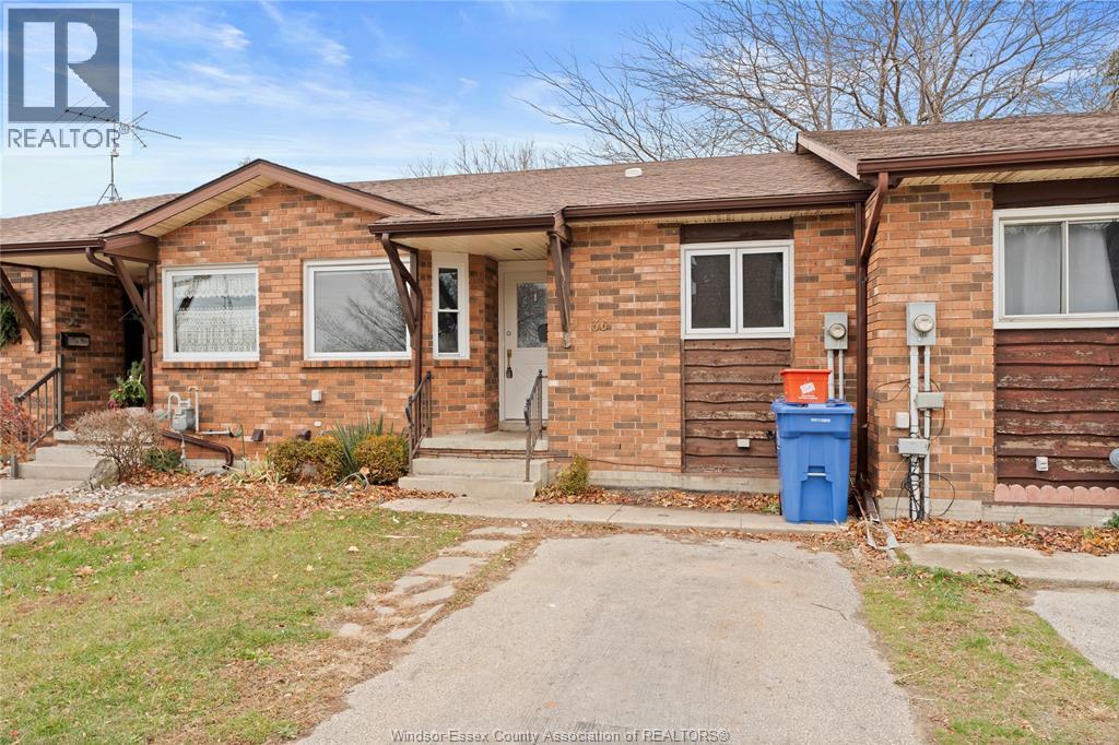 36 Remark, Kingsville, Ontario N9Y 3X6 - Photo 2 - 25030939
