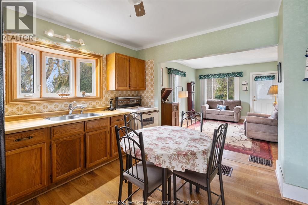 4585 Concession Rd 4 S, Amherstburg, Ontario N9V 2Y8 - Photo 11 - 25030901