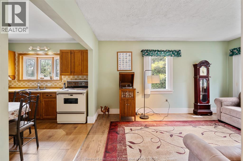 4585 Concession Rd 4 S, Amherstburg, Ontario N9V 2Y8 - Photo 7 - 25030901