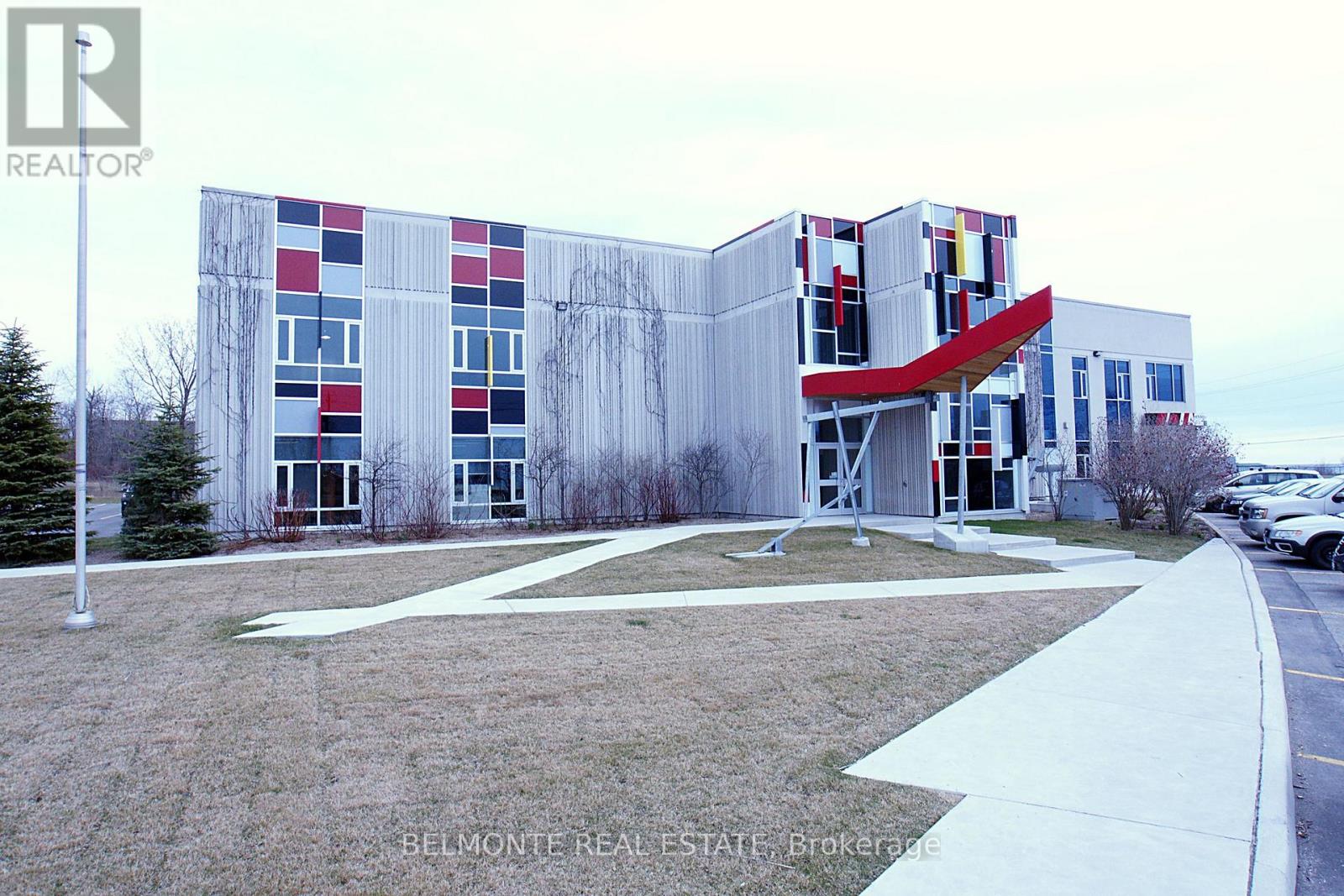 102 - 250 Water Street, Whitby, Ontario L1N 0G5 - Photo 1 - E12593244