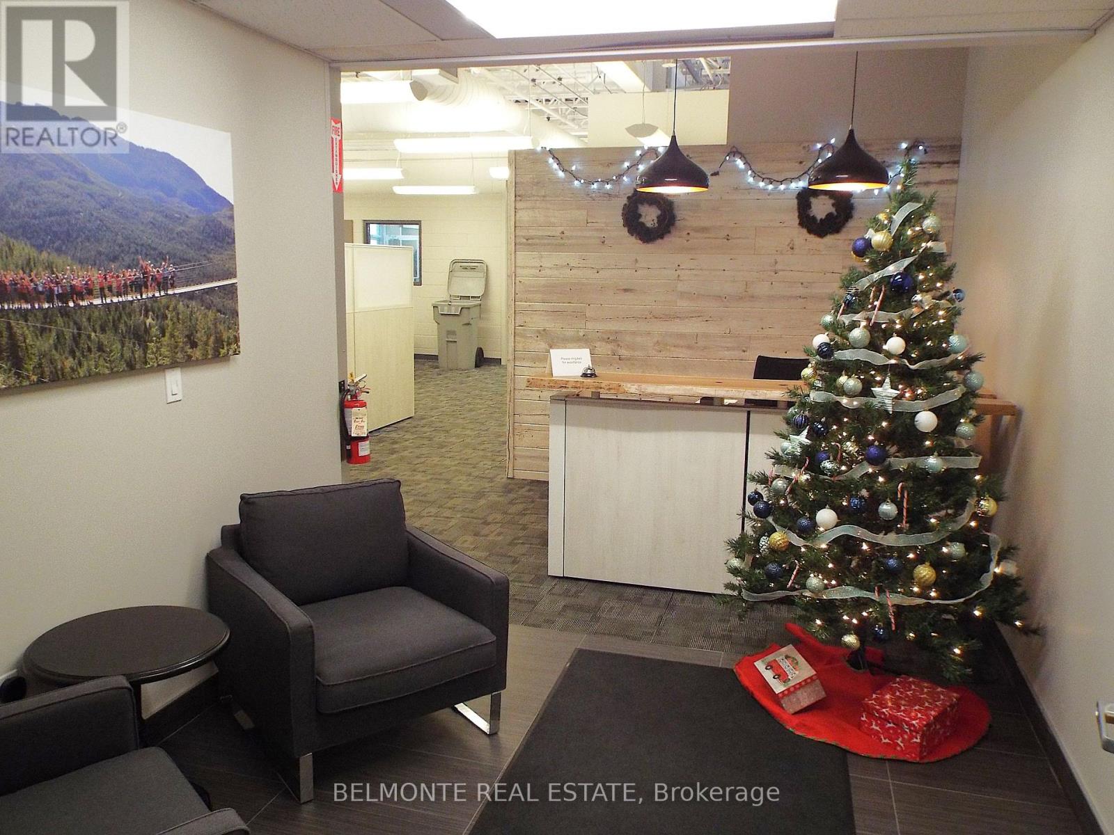 102 - 250 Water Street, Whitby, Ontario L1N 0G5 - Photo 2 - E12593244