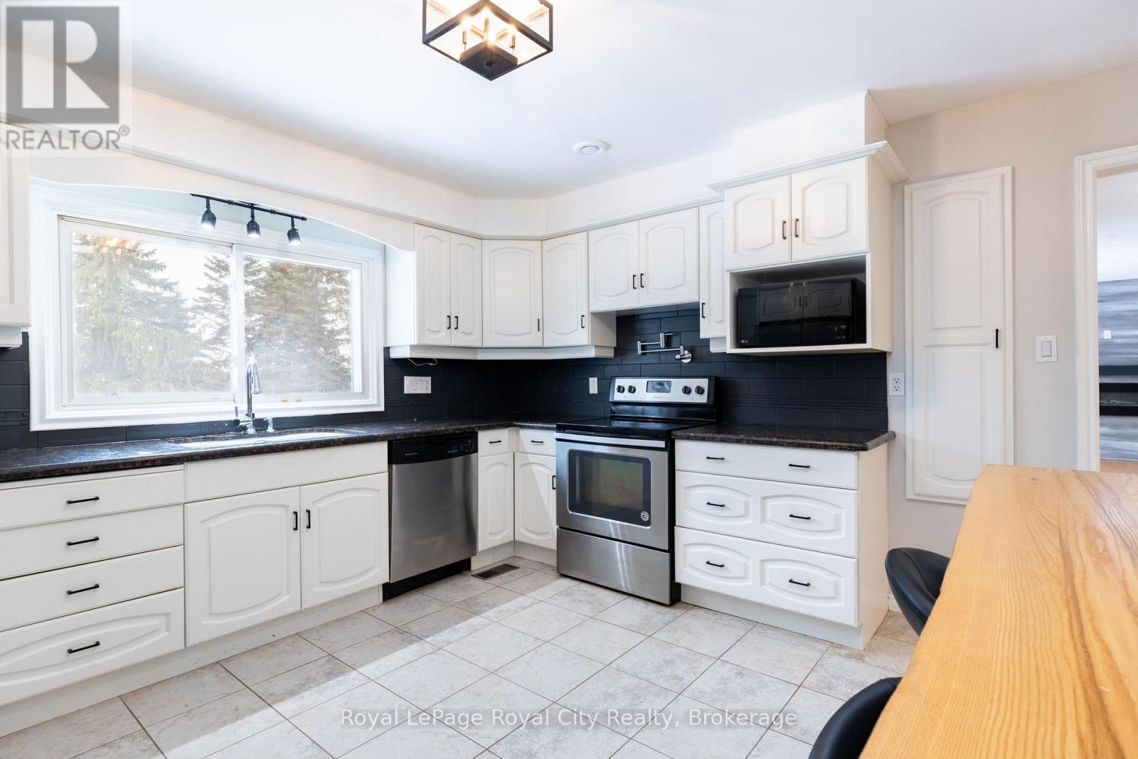 8268 Wellington Road 124, Guelph/eramosa, Ontario N1H 6H7 - Photo 9 - X12593218