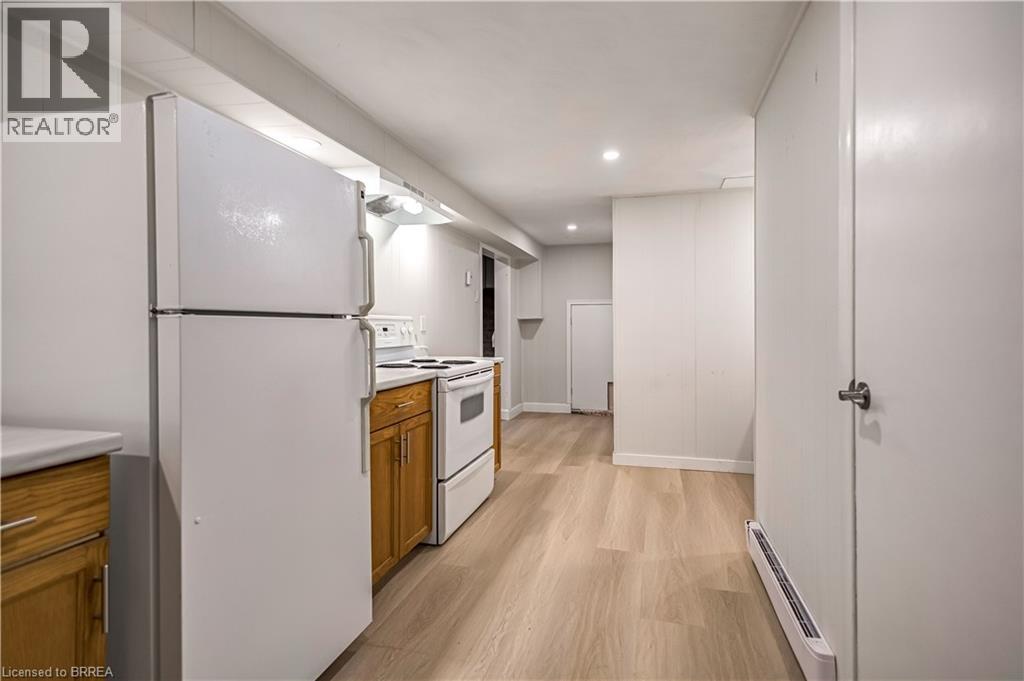 10 Harris Avenue, Brantford, Ontario N3R 2E9 - Photo 36 - 40769795