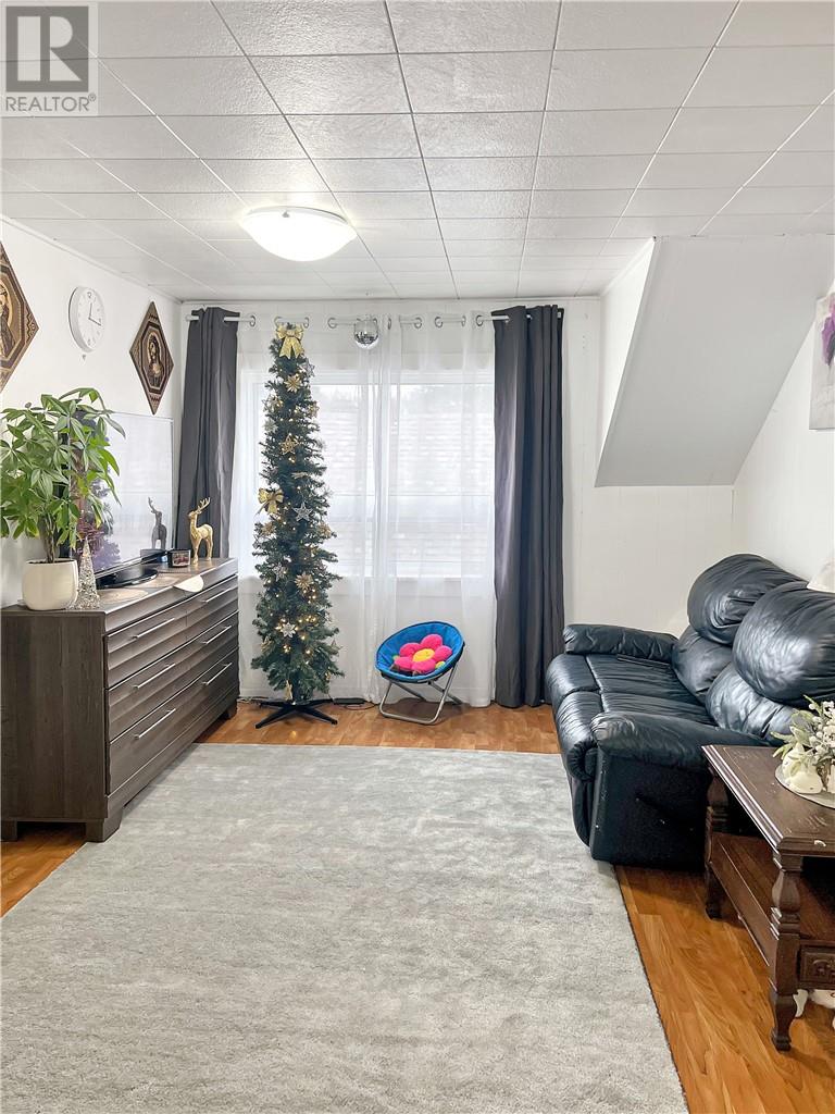 740 Martindale Road, Sudbury, Ontario  P3E 4H7 - Photo 9 - 2125815