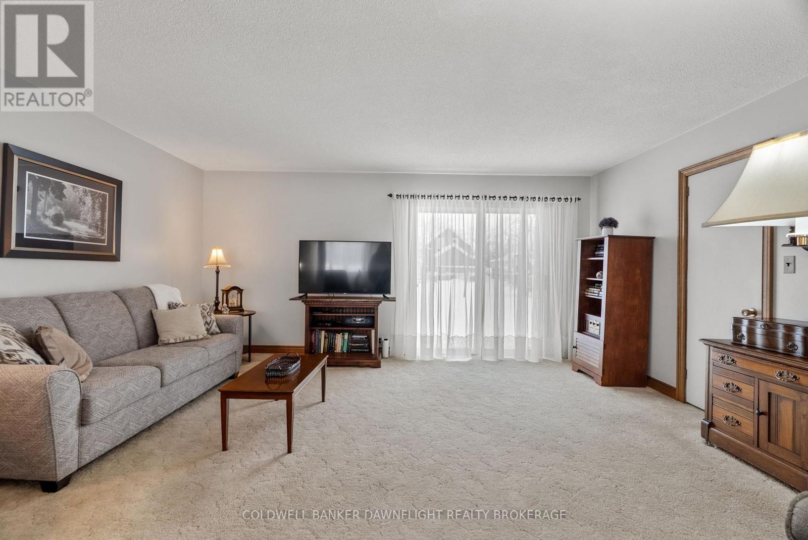 164 Oxford Street W, Bluewater, Ontario N0M 1X0 - Photo 12 - X12593260