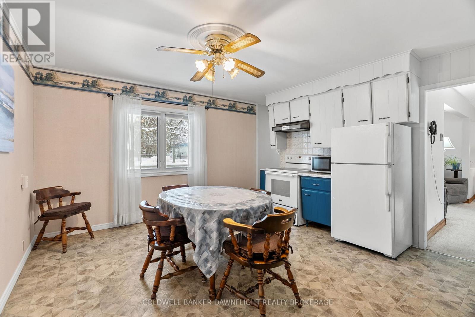 164 Oxford Street W, Bluewater, Ontario N0M 1X0 - Photo 16 - X12593260