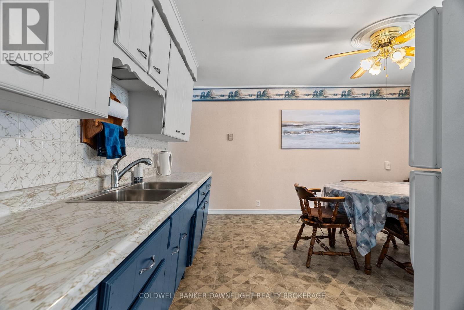 164 Oxford Street W, Bluewater, Ontario N0M 1X0 - Photo 19 - X12593260