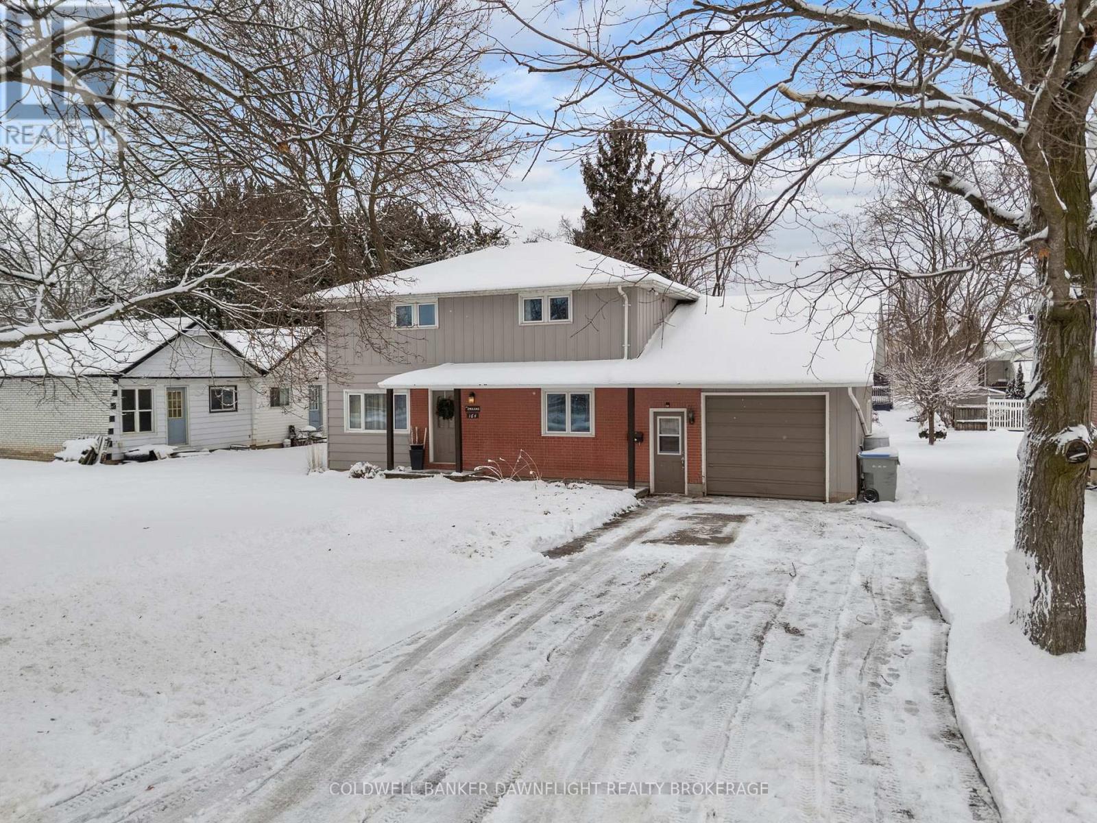 164 Oxford Street W, Bluewater, Ontario N0M 1X0 - Photo 42 - X12593260