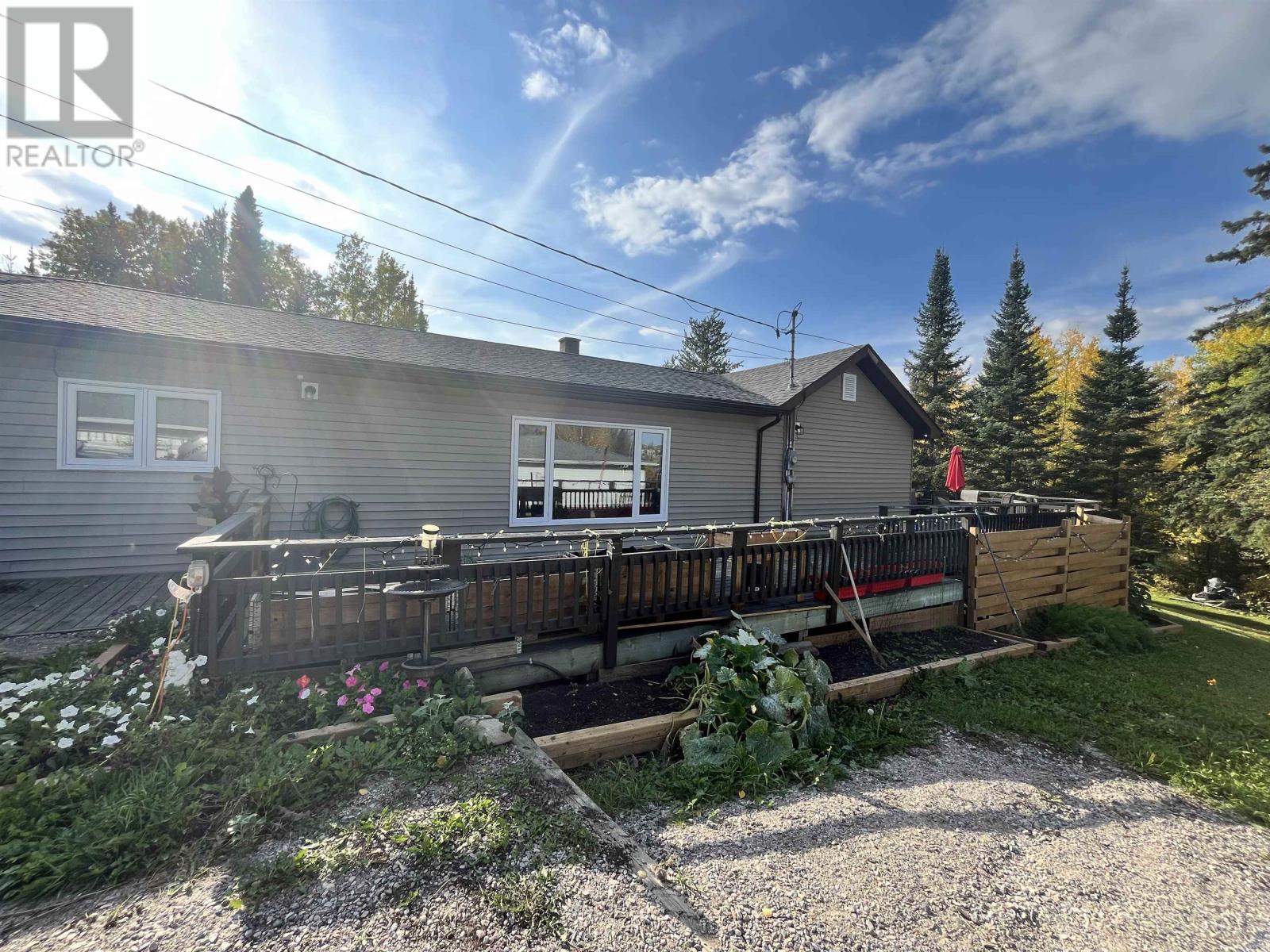 111 Buffalo Street, Red Lake, Ontario  P0V 2M0 - Photo 3 - TB253149