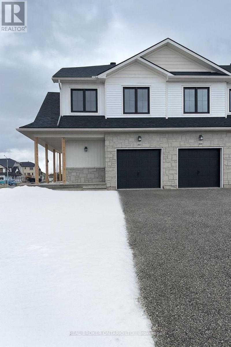 87 STAPLES BOULEVARD, Smiths Falls, Ontario