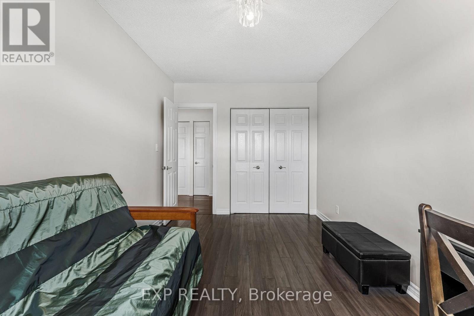 301 - 264 Oakdale Avenue, St. Catharines, Ontario  L2P 2K4 - Photo 23 - X12593198