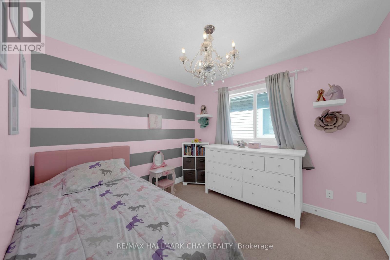 38 Sydie Lane, New Tecumseth, Ontario  L0G 1W0 - Photo 26 - N12439635