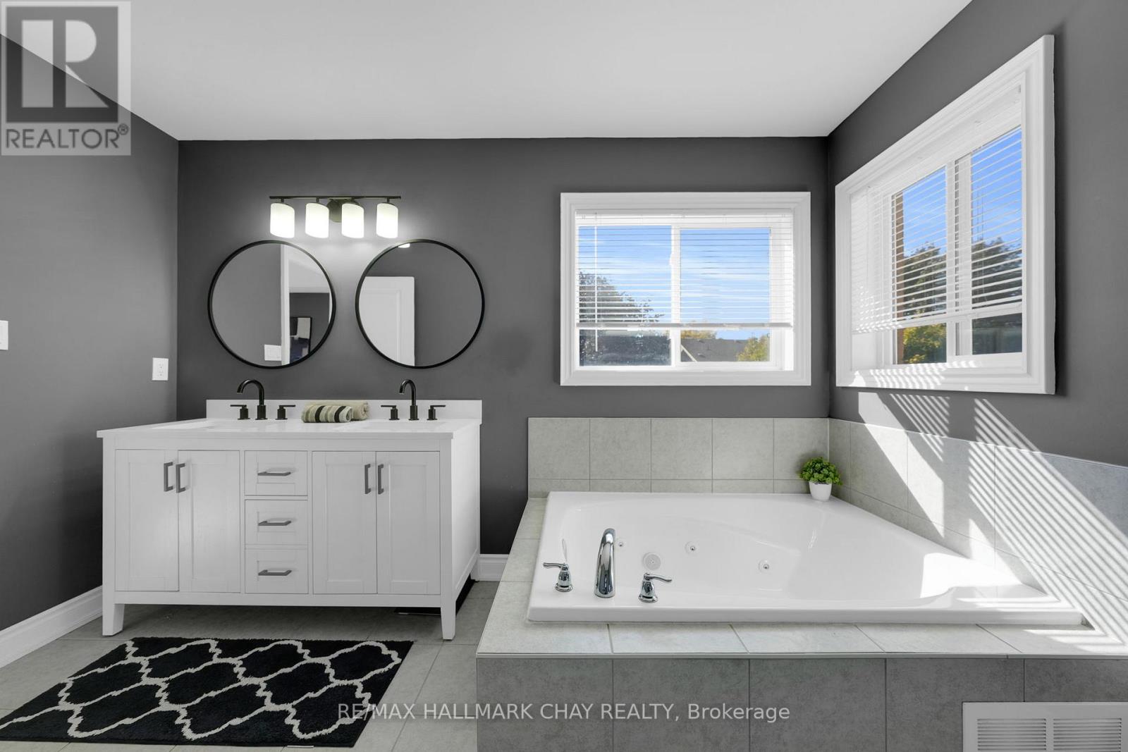 38 Sydie Lane, New Tecumseth, Ontario  L0G 1W0 - Photo 31 - N12439635