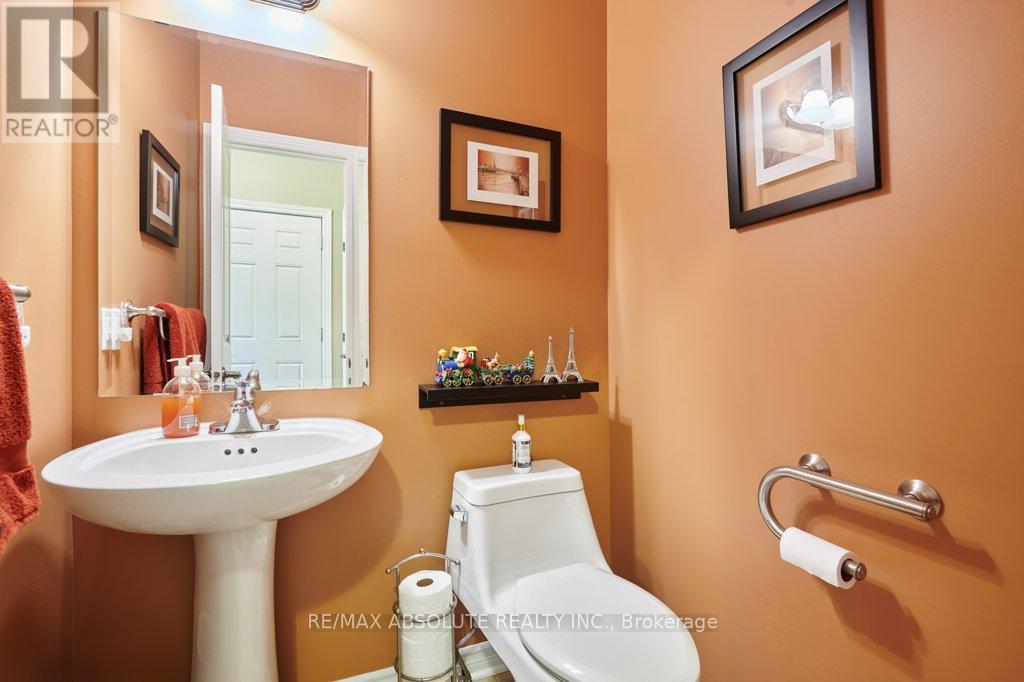 176 Minoterie Ridge, Ottawa, Ontario  K2H 8S1 - Photo 17 - X12593144