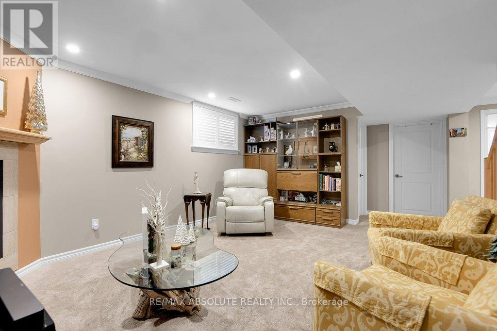 176 Minoterie Ridge, Ottawa, Ontario  K2H 8S1 - Photo 28 - X12593144