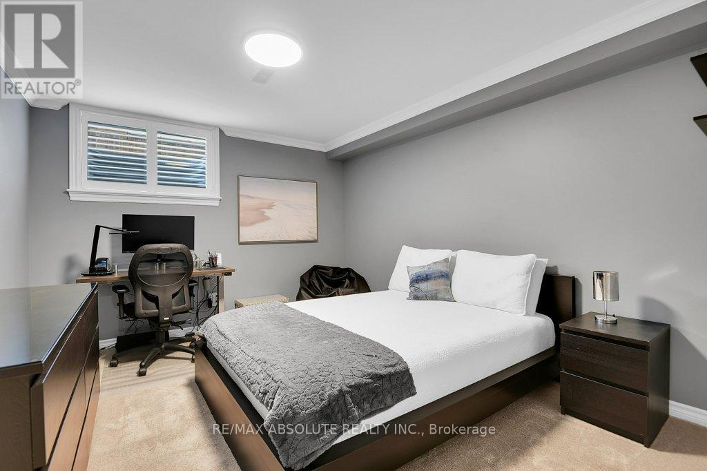 176 Minoterie Ridge, Ottawa, Ontario  K2H 8S1 - Photo 29 - X12593144