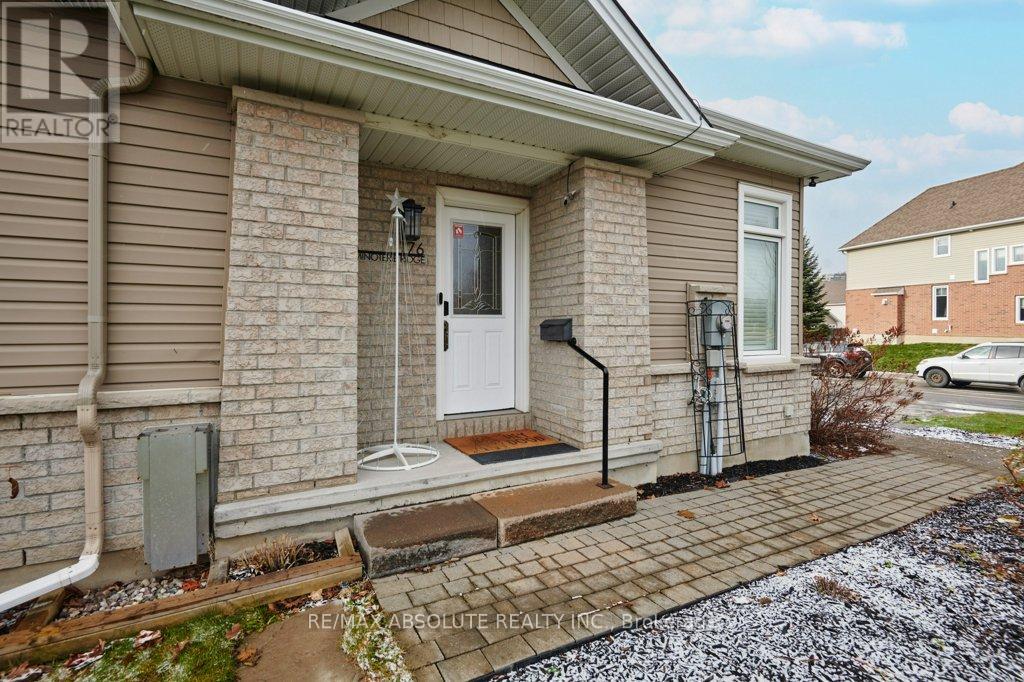 176 Minoterie Ridge, Ottawa, Ontario  K2H 8S1 - Photo 4 - X12593144