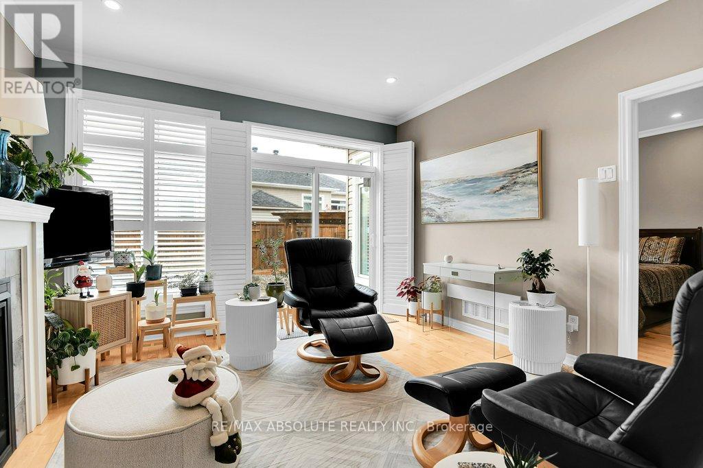 176 Minoterie Ridge, Ottawa, Ontario  K2H 8S1 - Photo 8 - X12593144