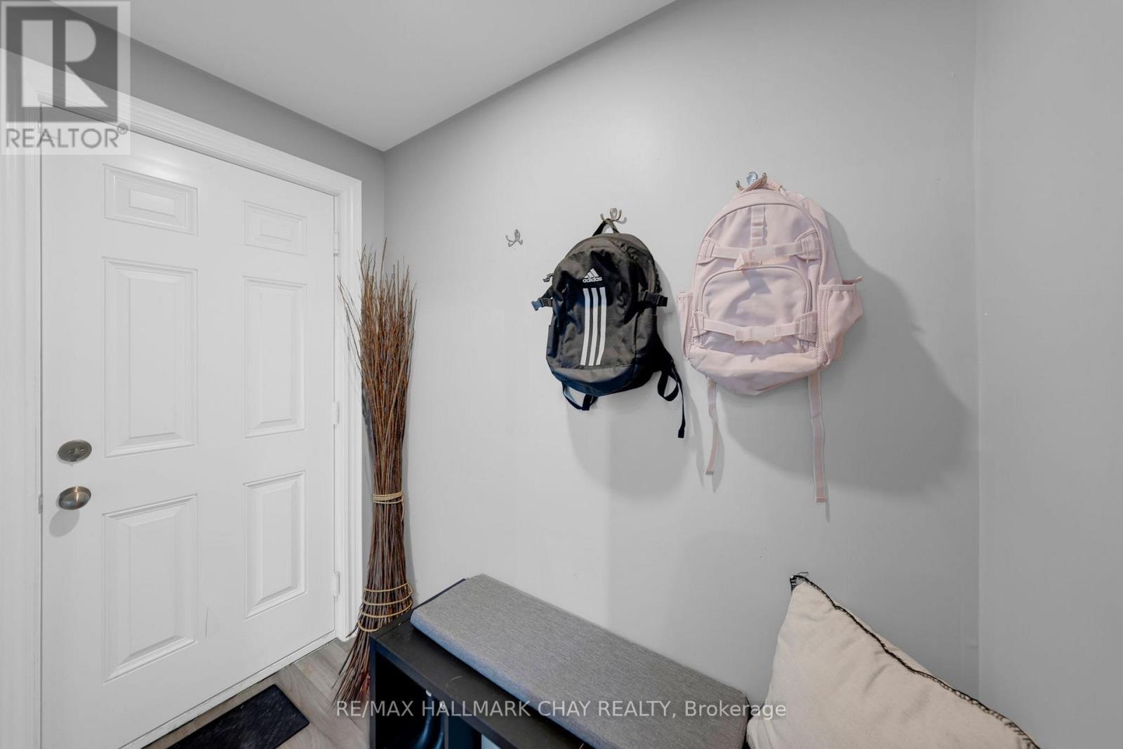 38 Sydie Lane, New Tecumseth, Ontario  L0G 1W0 - Photo 35 - N12439635