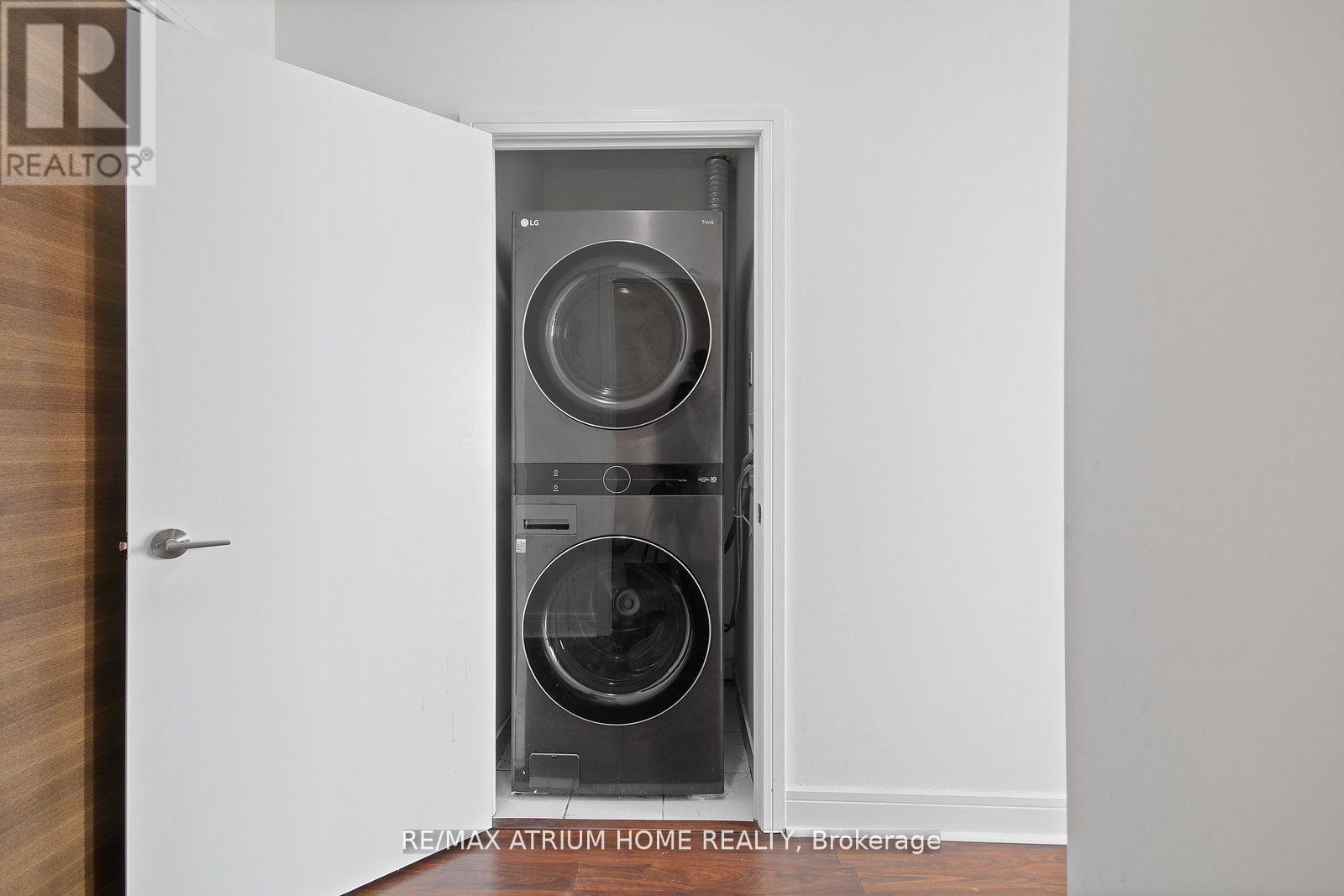 Ph09 - 35 Brian Peck Crescent, Toronto, Ontario  M4G 0A5 - Photo 9 - C12567076