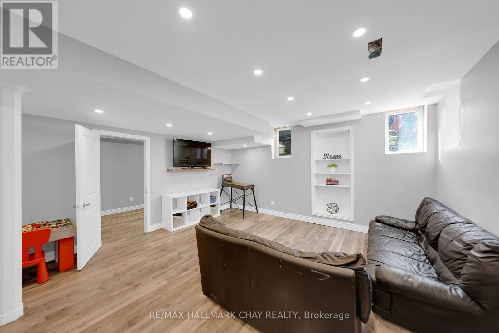 38 Sydie Lane, New Tecumseth, Ontario  L0G 1W0 - Photo 38 - N12439635