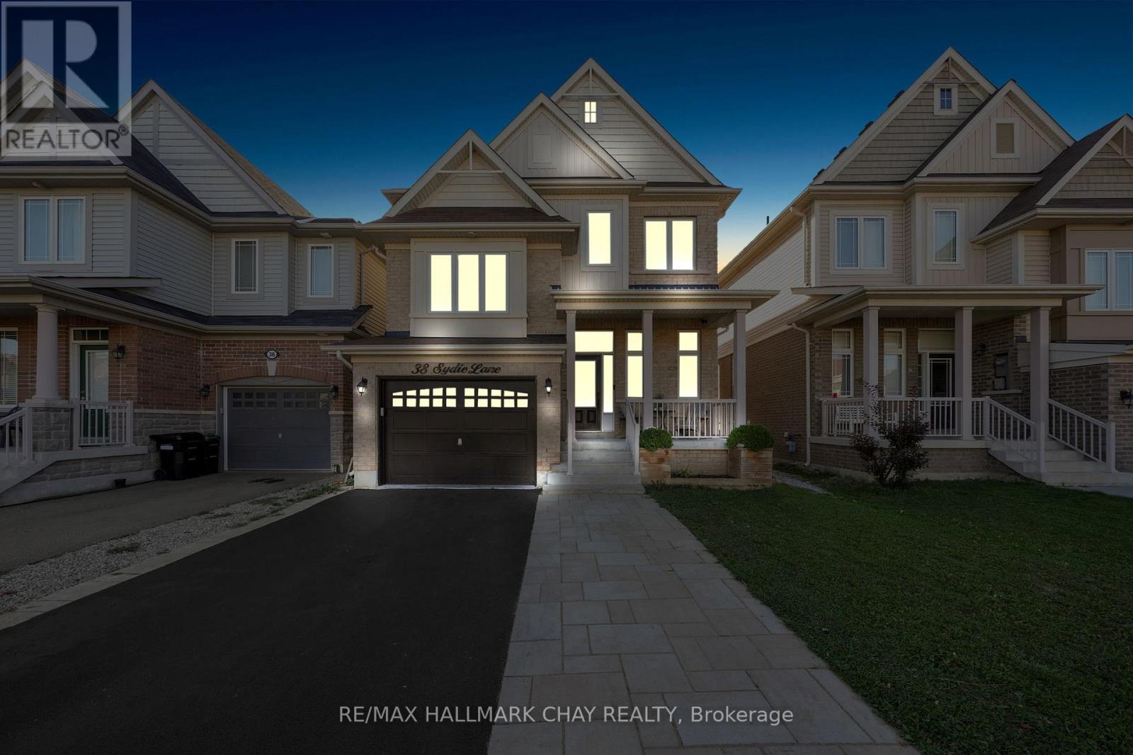 38 Sydie Lane, New Tecumseth, Ontario  L0G 1W0 - Photo 4 - N12439635