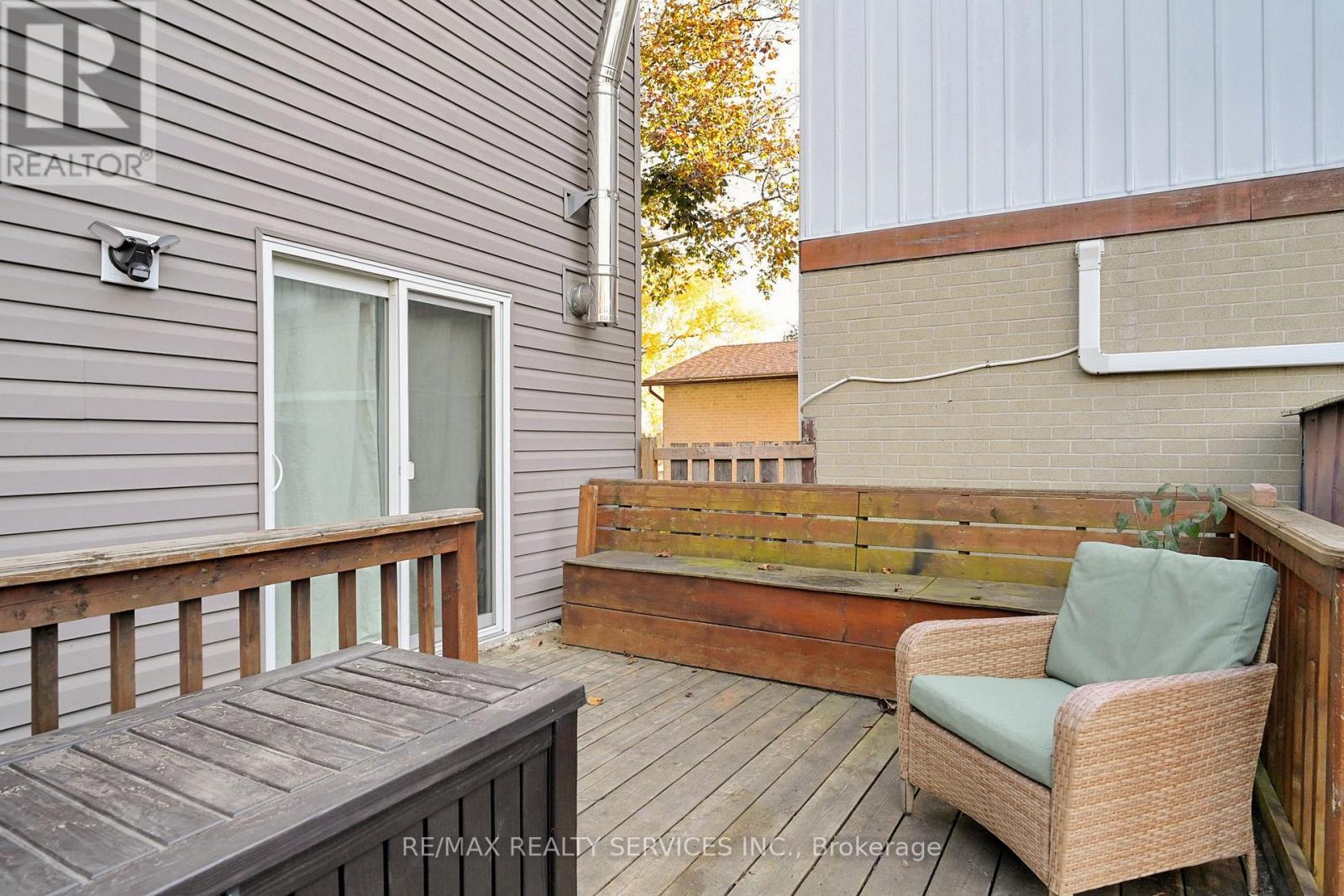 2 Hector Court, Brampton, Ontario  L6S 1P1 - Photo 33 - W12485022