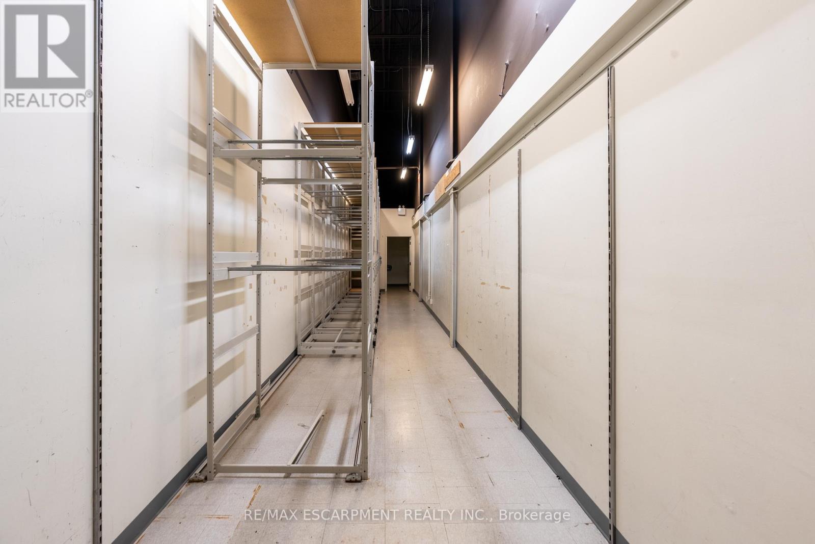 B19 - 7500 Lundy's Lane, Niagara Falls, Ontario  L2H 1G8 - Photo 20 - X12589432