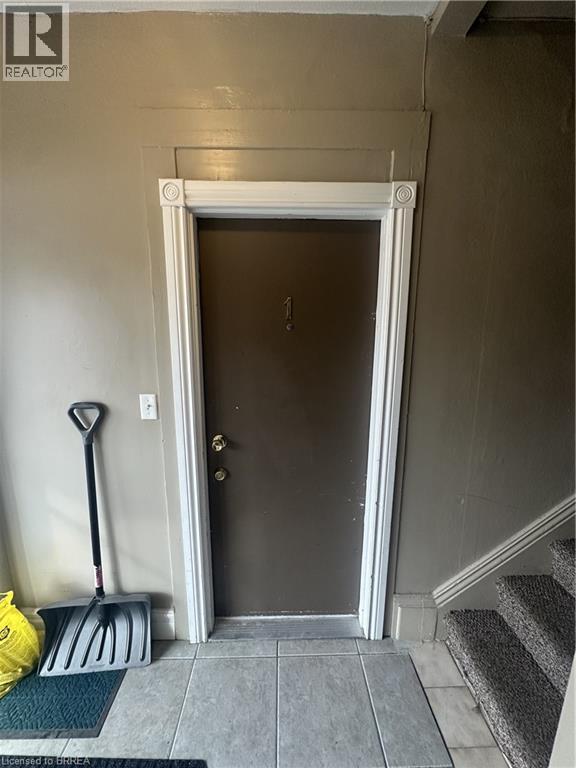 113 Brant Avenue Unit# 1, Brantford, Ontario  N3T 3H4 - Photo 4 - 40791573