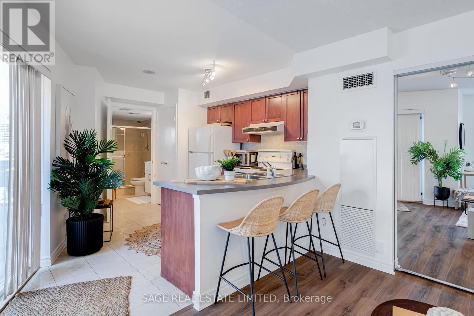 819 - 600 Queens Quay W, Toronto, Ontario M5V 3M3 - Photo 7 - C12593190